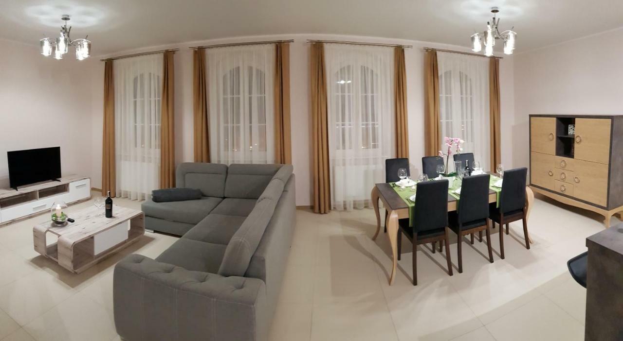 Apartamenty Έλμπλαγκ Εξωτερικό φωτογραφία