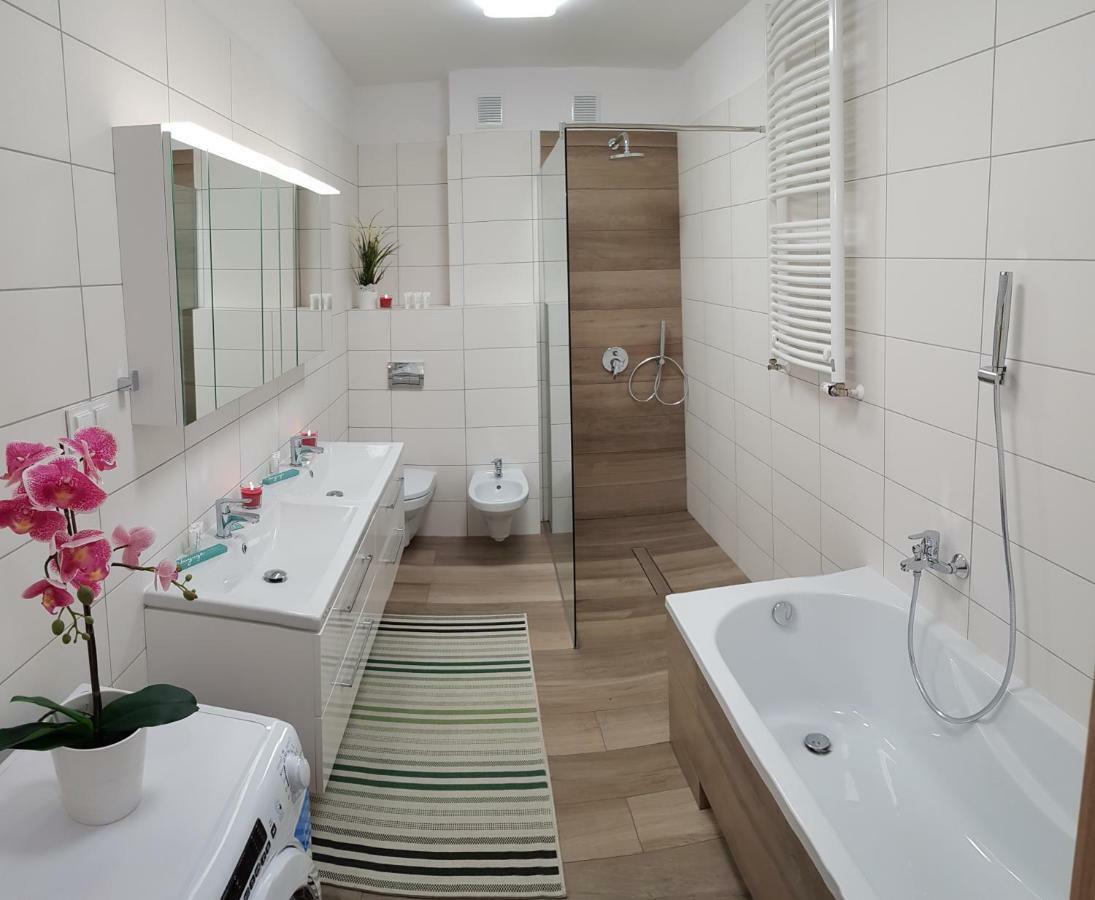 Apartamenty Έλμπλαγκ Εξωτερικό φωτογραφία